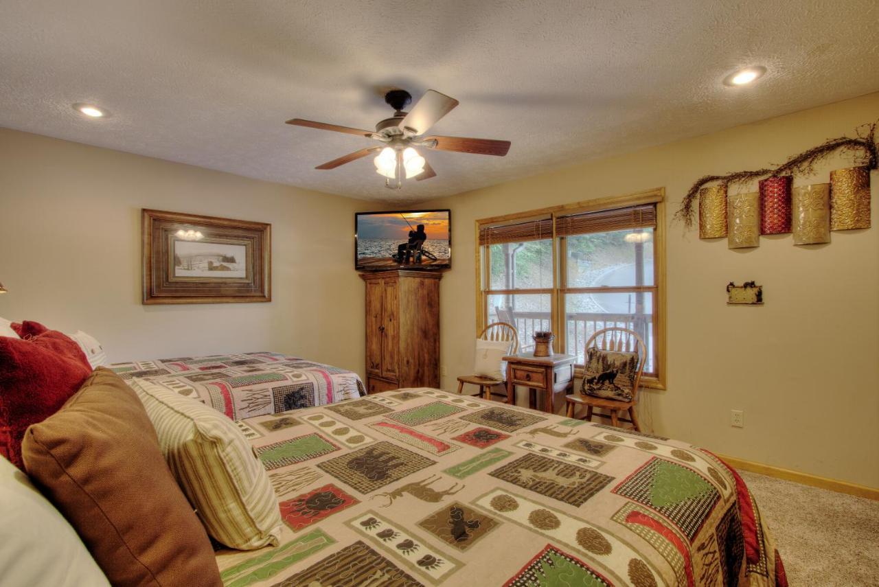 Gorgeous "Country Roads" By Honeybearcabins 4Br 4Ba, Next To Pool, Easy Drive, Main Strip Location! Пиджен-Фордж Экстерьер фото