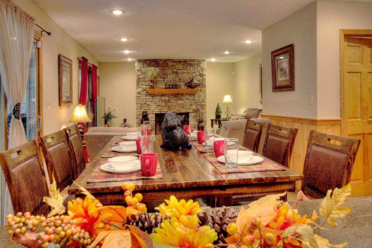 Gorgeous "Country Roads" By Honeybearcabins 4Br 4Ba, Next To Pool, Easy Drive, Main Strip Location! Пиджен-Фордж Экстерьер фото