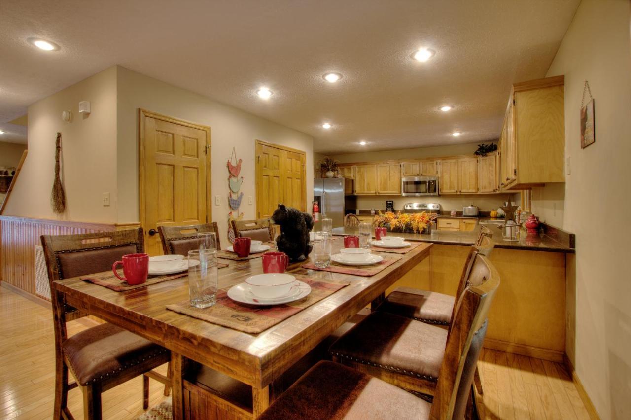 Gorgeous "Country Roads" By Honeybearcabins 4Br 4Ba, Next To Pool, Easy Drive, Main Strip Location! Пиджен-Фордж Экстерьер фото